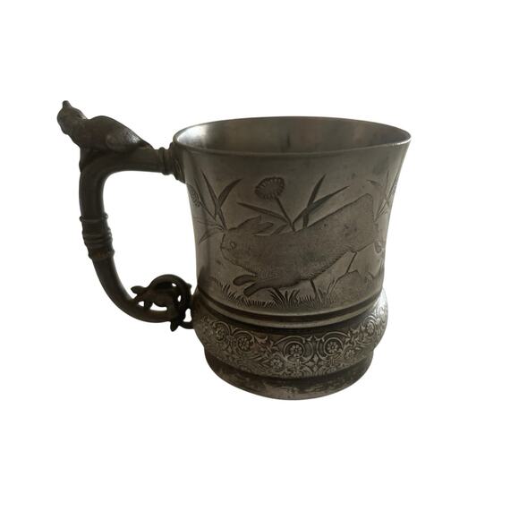 Antique Meriden Silver Plate Co. Quadruple Plate Ornate Child Cup 132 Bunny - Picture 3 of 7